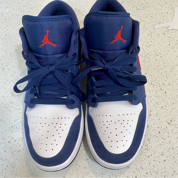 SOLD Dead Stock Air Jordan 1 Low ‘USA’ Sneakers 2020 Mens 8.5 - Picture 3 of 13